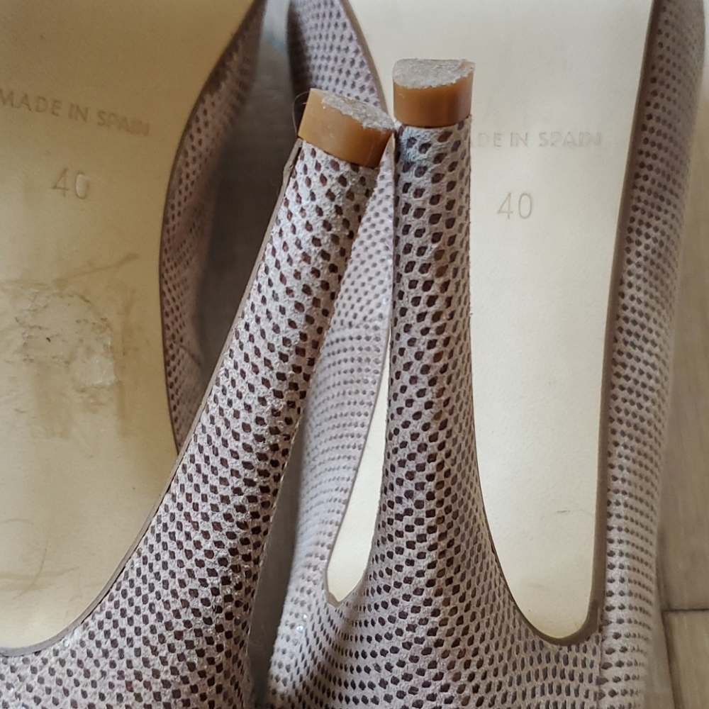 High heel shoes - Picture 8 of 11